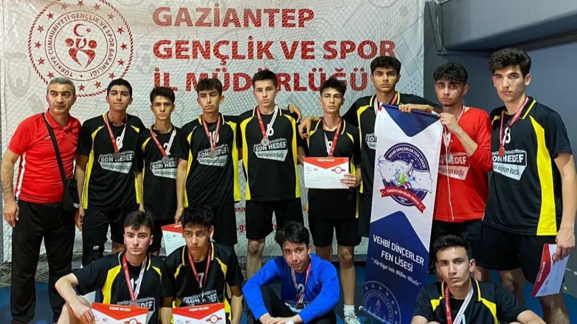 Okul Sporları Futsal Müsabakalarında İl İkincisi Olduk